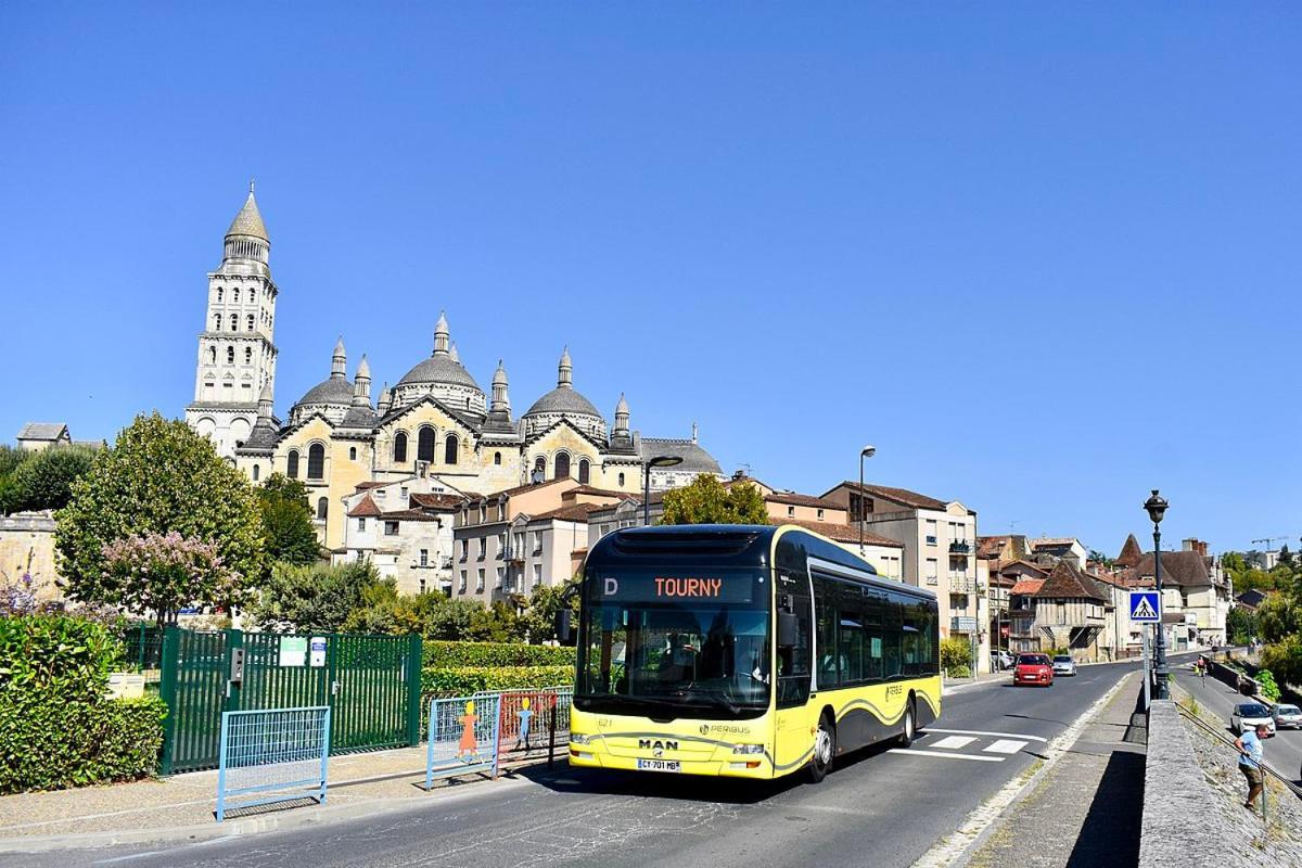 Appartement De Charme Dans Immeuble Haussmannien Perigueux Bagian luar foto